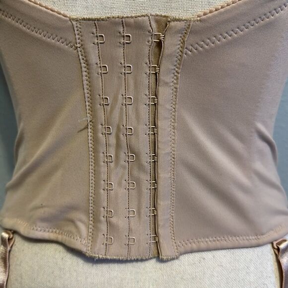 NEW Va Bien low back bustier size 34E - Picture 5 of 11